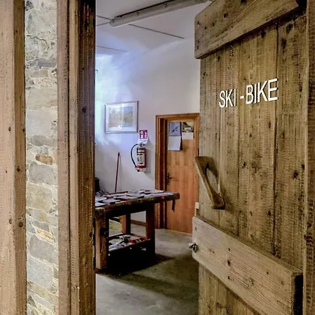 House Snc Di Elisa Baroni E Beatrice Dei Cas Lägenhet Bormio