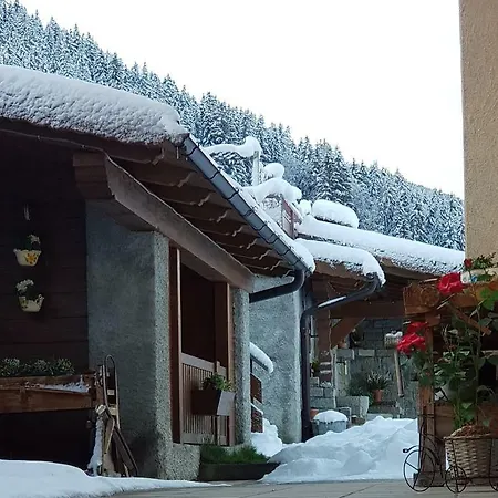 House Snc Di Elisa Baroni E Beatrice Dei Cas Bormio