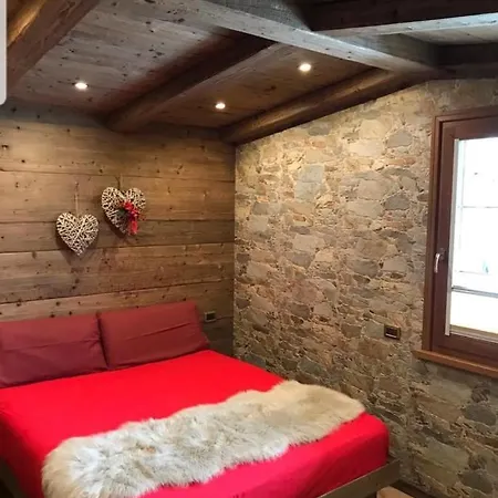 House Snc Di Elisa Baroni E Beatrice Dei Cas *