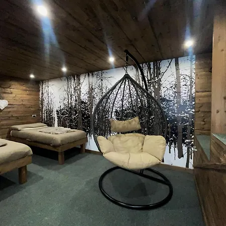 Apartment House Snc Di Elisa Baroni E Beatrice Dei Cas *