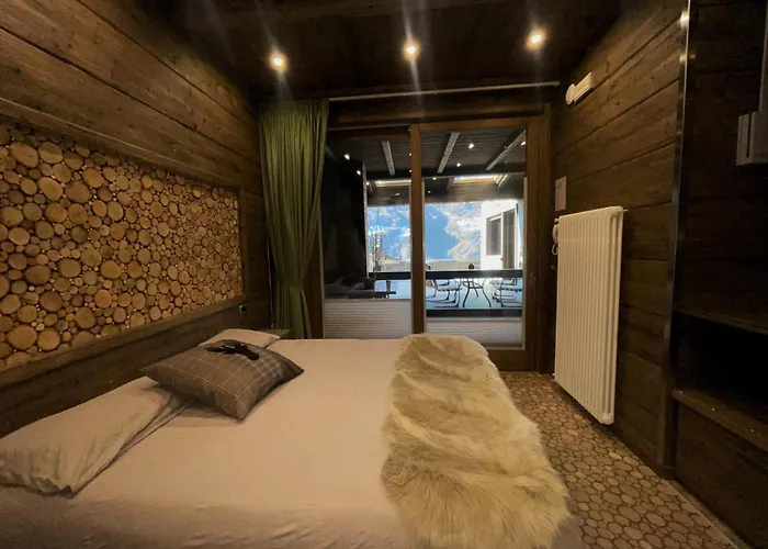 House Snc Di Elisa Baroni E Beatrice Dei Cas Apartamento *