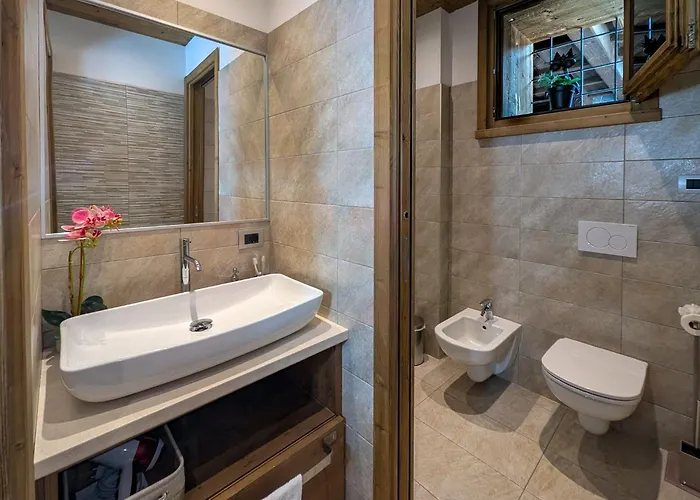 House Snc Di Elisa Baroni E Beatrice Dei Cas * Bormio