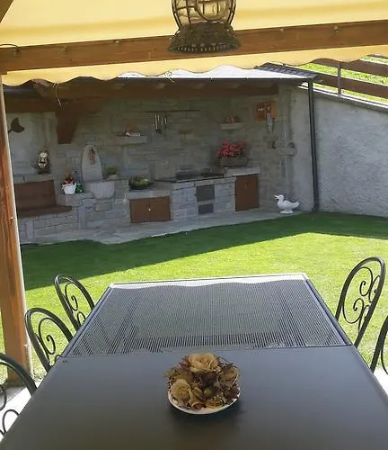 House Snc Di Elisa Baroni E Beatrice Dei Cas