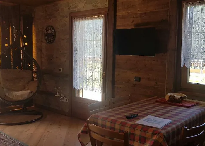 House Snc Di Elisa Baroni E Beatrice Dei Cas Apartamento *